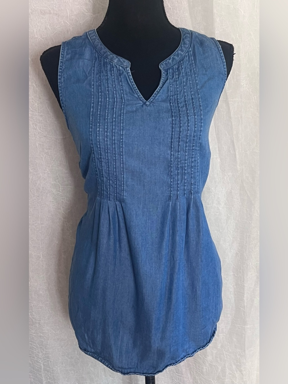 croft & barrow Blue Denim tank